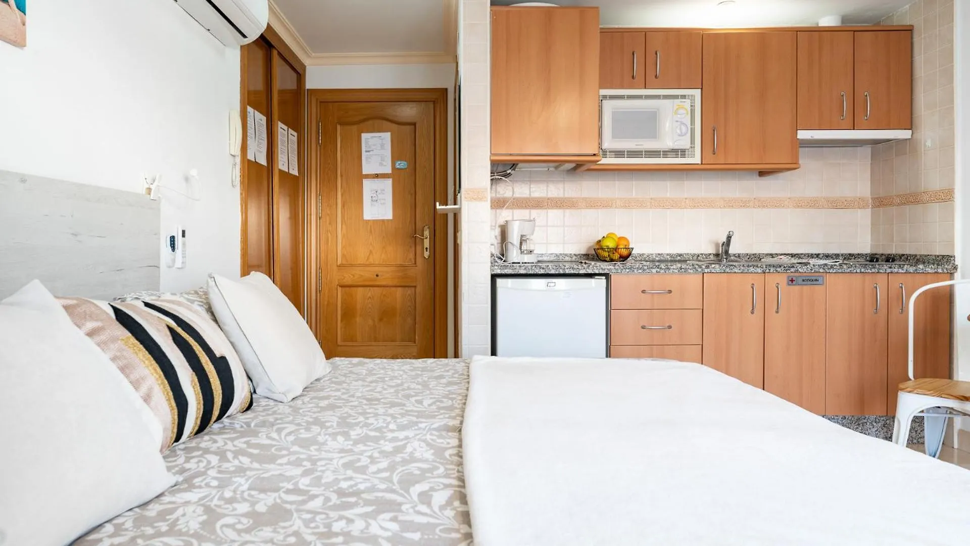 Malagasuite El Levante Apartments Torremolinos